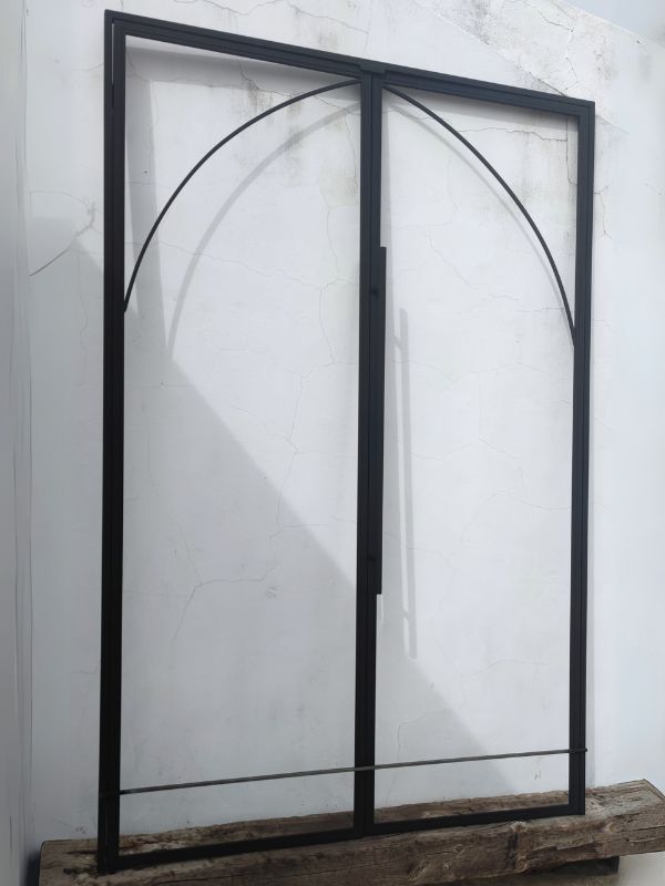 TRABAJO DE ACERO CON DISEÑADORES